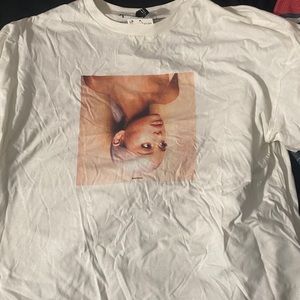 Ariana grande shirt
